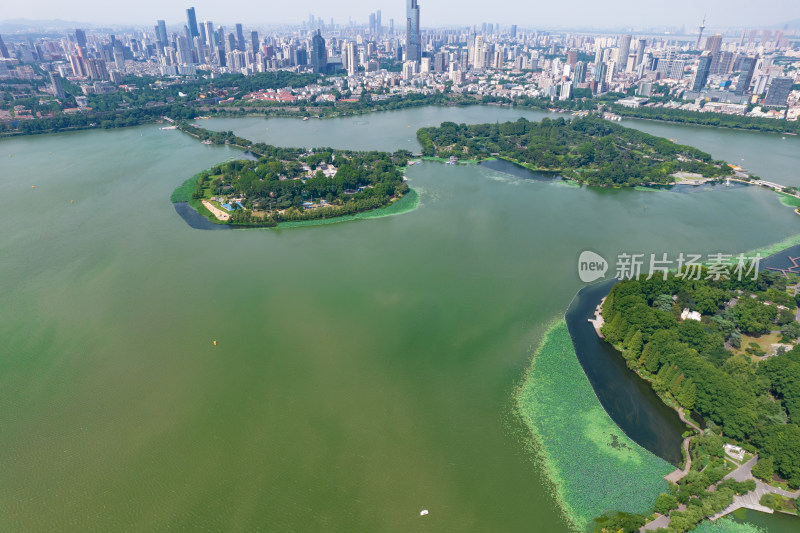 江苏南京玄武湖城市风光航拍摄影图