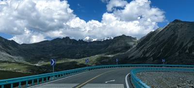 山间公路风景