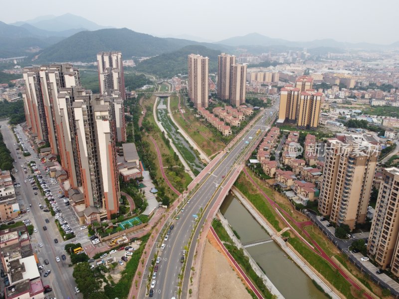 广东东莞：清溪河沿岸住宅小区