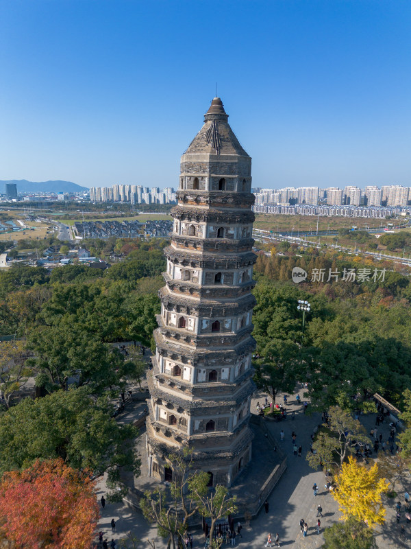 苏州虎丘塔航拍全景