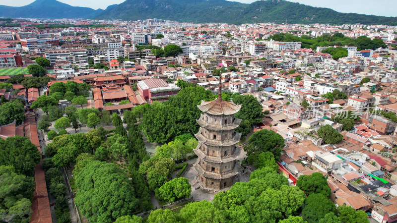 福建泉州地标开元寺镇国塔航拍