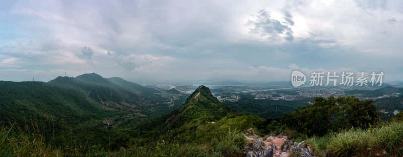 中山神湾丫髻山山顶风光