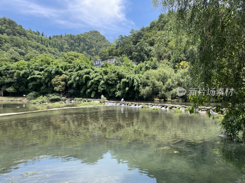 贵州省贵阳市花溪十里河滩景色