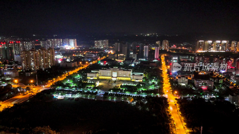 广西来宾市政府夜景航拍图