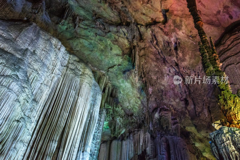 桂林银子岩溶洞景观