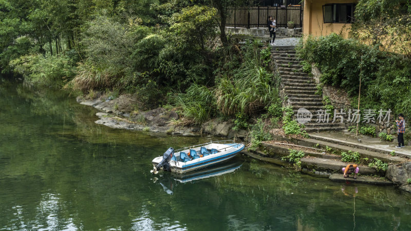 桐庐芦茨风情小镇风景