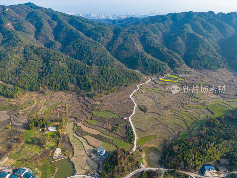 山川农田美丽乡村航拍摄影图