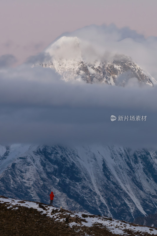 四川甘孜州子梅垭口云海贡嘎雪山高空航拍