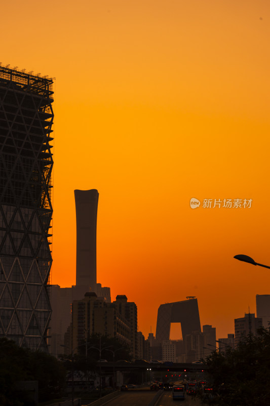 夕阳下的北京标志性建筑城市景观