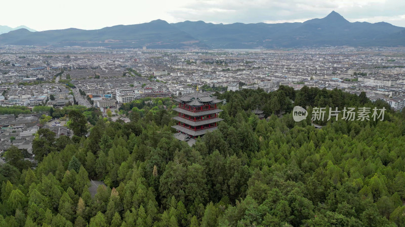 航拍云南丽江古城狮子山景区万古楼