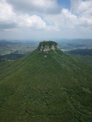 航拍山东省枣庄市山亭区抱犊崮景区