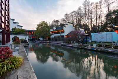 南京白鹭洲秦淮河傍晚夜景