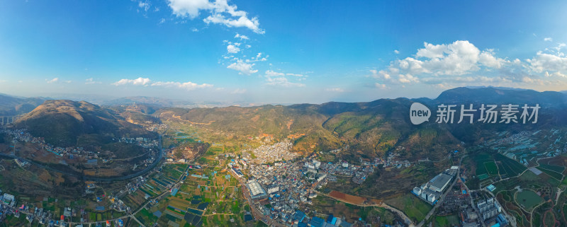 航拍云南红河州个旧市乍甸村镇全景图