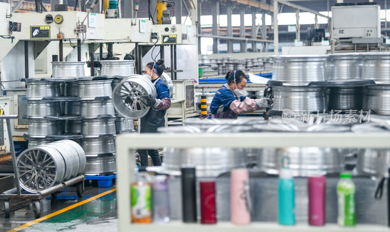 铝企业生产加工 汽车轮毂生产车间