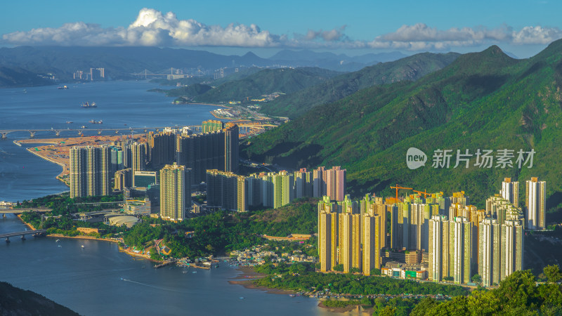 香港离岛大屿山海洋城市天际线