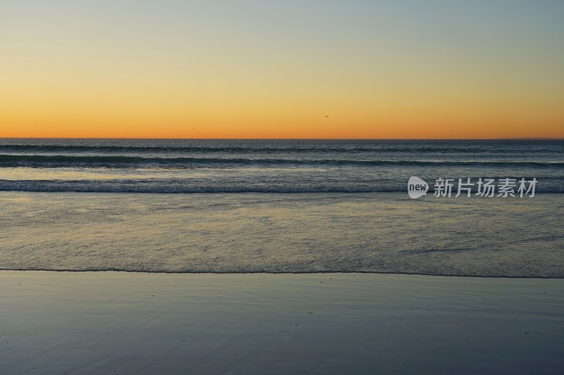 南非开普敦，Bloubergstrand Beach的日落