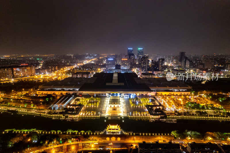 苏州苏州站火车站夜景航拍图