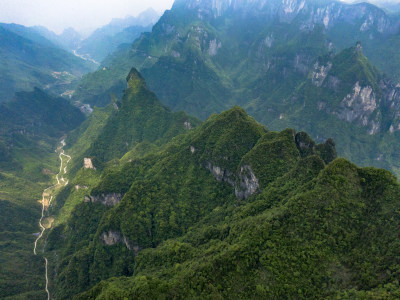 湖南张家界秀丽山川