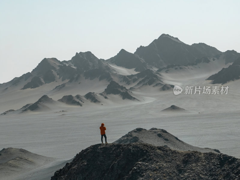 青海海西州茫崖黑独山月球基地网红高空航拍