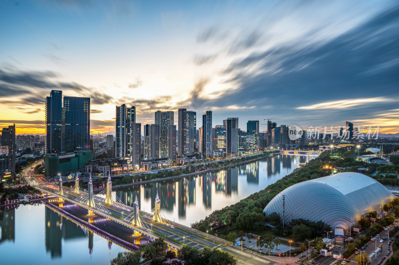 北京通州城市河畔的高楼大厦夜景全景