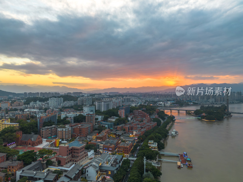 航拍福州烟台山繁华街道夜景