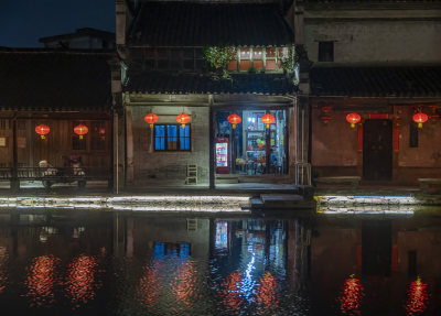 浙江湖州南浔古镇水乡百间楼夜景