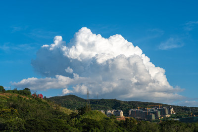 天空的积雨云