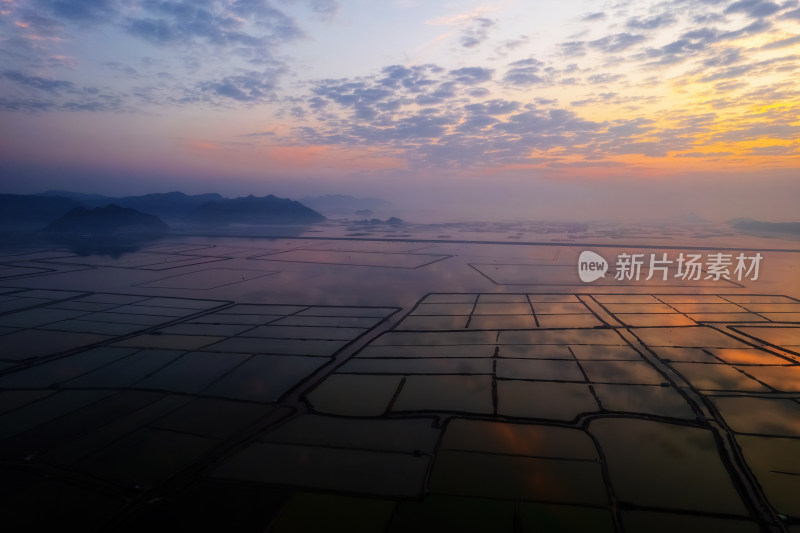 福建霞浦滩涂海上日出朝霞自然风光