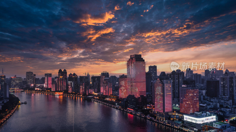 广州羊城珠江沿江路亮灯夜景航拍高清照片