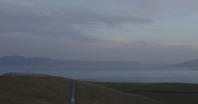 山川湖泊上的栈道