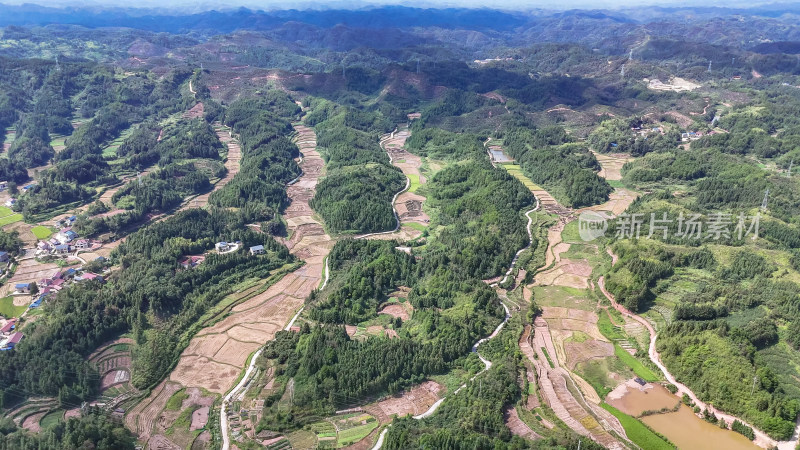 丘陵山川稻田梯田风光航拍