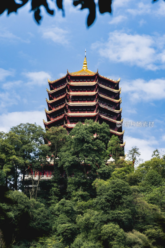 航拍成都青城山老君阁