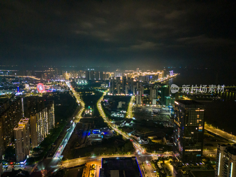 广东汕头城市夜景交通航拍图