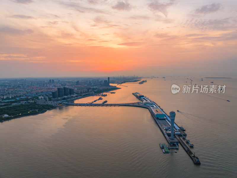 上海吴淞口国际邮轮港港口码头