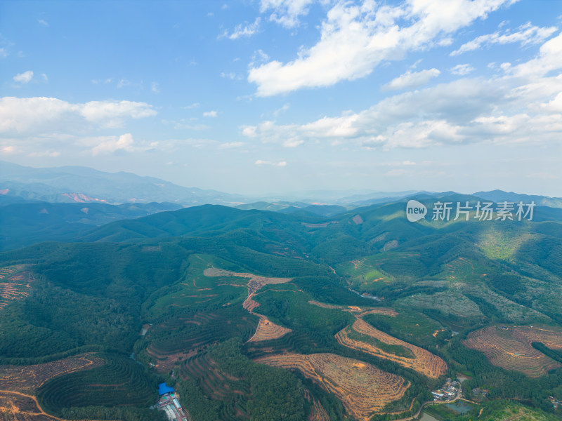 航拍云南乡村田园风光