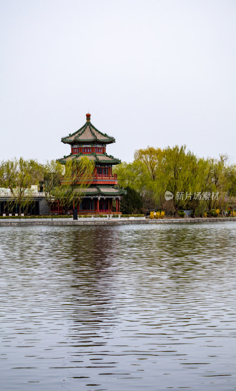 北京什刹海后海公园望海楼