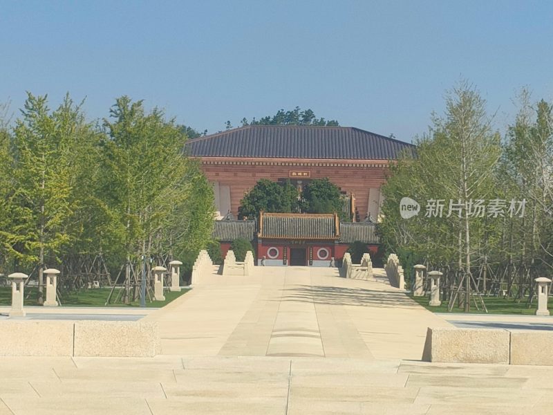 黄帝故里中轴上的建筑，故里祠，和轩辕庙