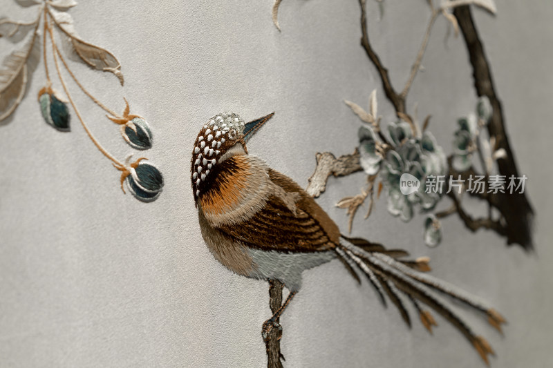 中式传统墙壁花鸟刺绣