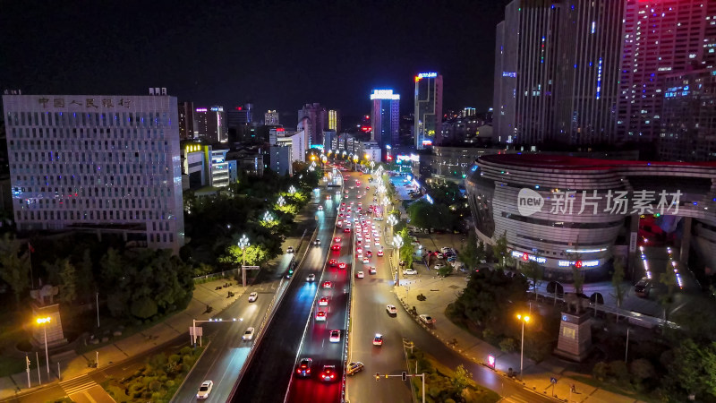 四川泸州城市大道夜景交通航拍图