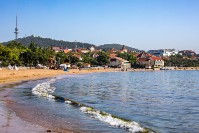 山东青岛第三海水浴场海滨海岸海滩海天景观