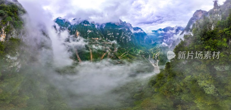 航拍重庆巫山下庄天路