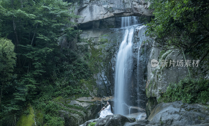 浙江天台山石梁飞瀑风景