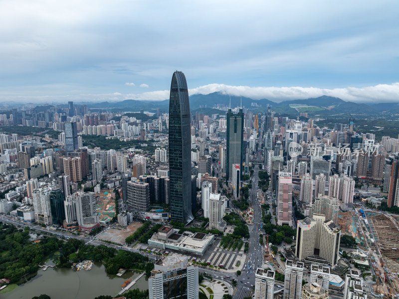 深圳罗湖CBD京基平安大厦蓝调夜景航拍