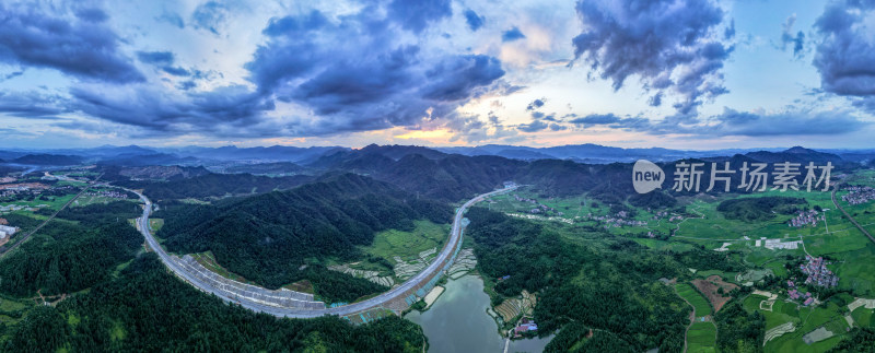 祖国壮丽河山连绵起伏山川航拍全景图