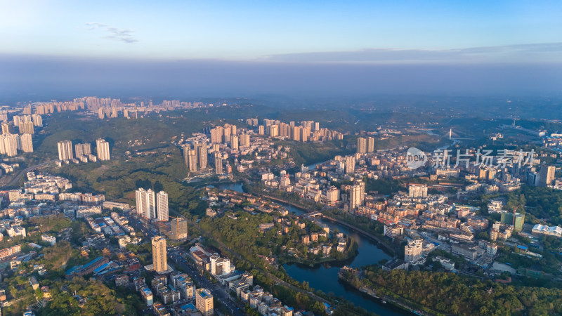 自贡城市风光航拍图