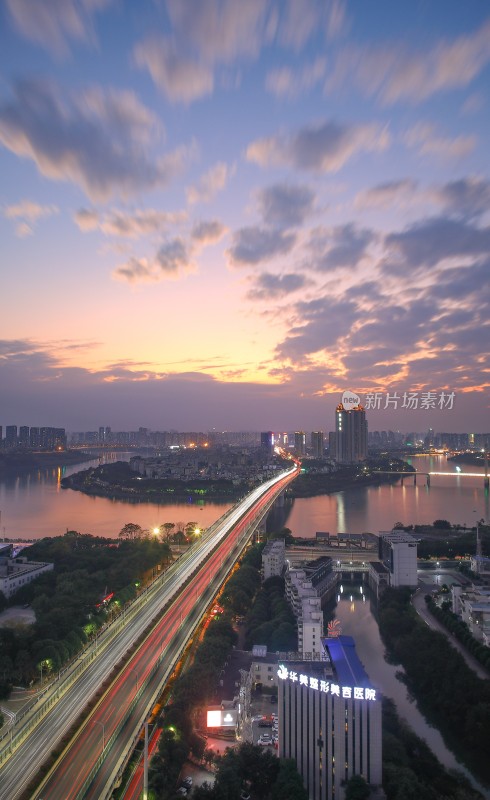 广西南宁柳沙半岛城市风光建筑夜景