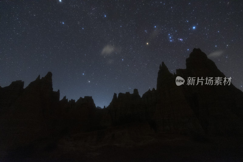 星空下的云南土林特色地貌夜景