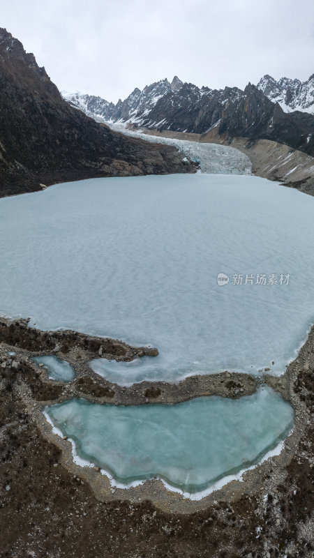 西藏那曲地区布加雪山冰川冰湖高空航拍