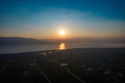 云南大理古城苍山洱海风景航拍