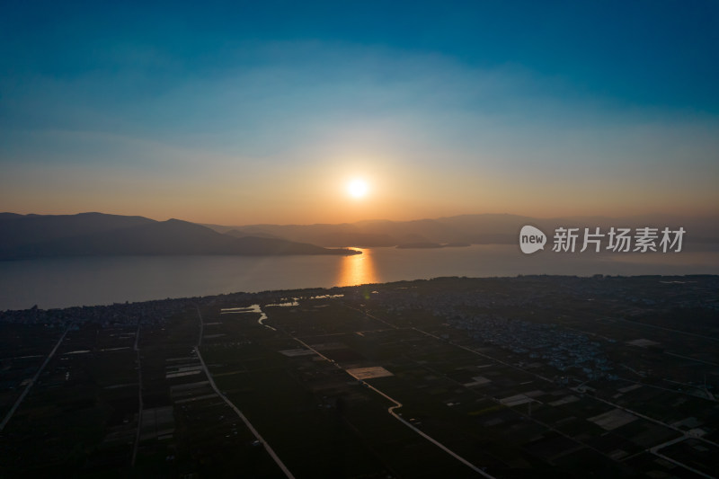 云南大理古城苍山洱海风景航拍